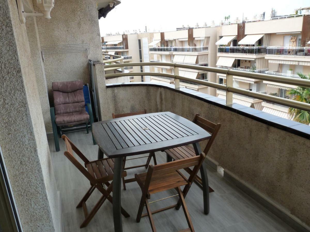 Apartamento ซาลอว์ ภายนอก รูปภาพ